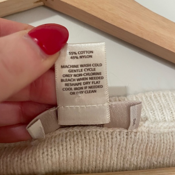 Loft • Cream Knit Bell Sleeve Sweater - Picture 4 of 6